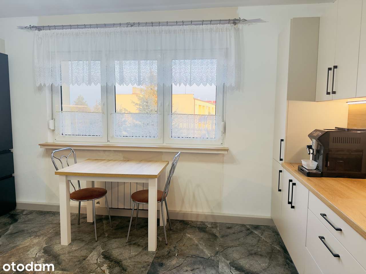 Przestronne Mieszkanie-Bezczynszowe- 2 Piętro- Garaż-15