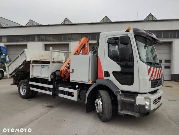 Volvo FL - 32