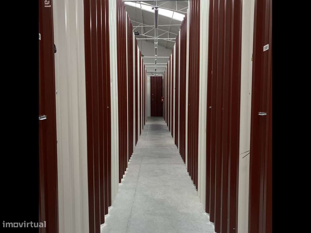 Arrecadação / Garagem no Montijo – Próximo do Afonsoeiro - Grande imagem: 4/7