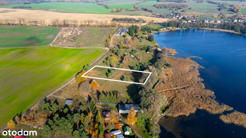 Malowniczo położona działka - jezioro Lubie-3