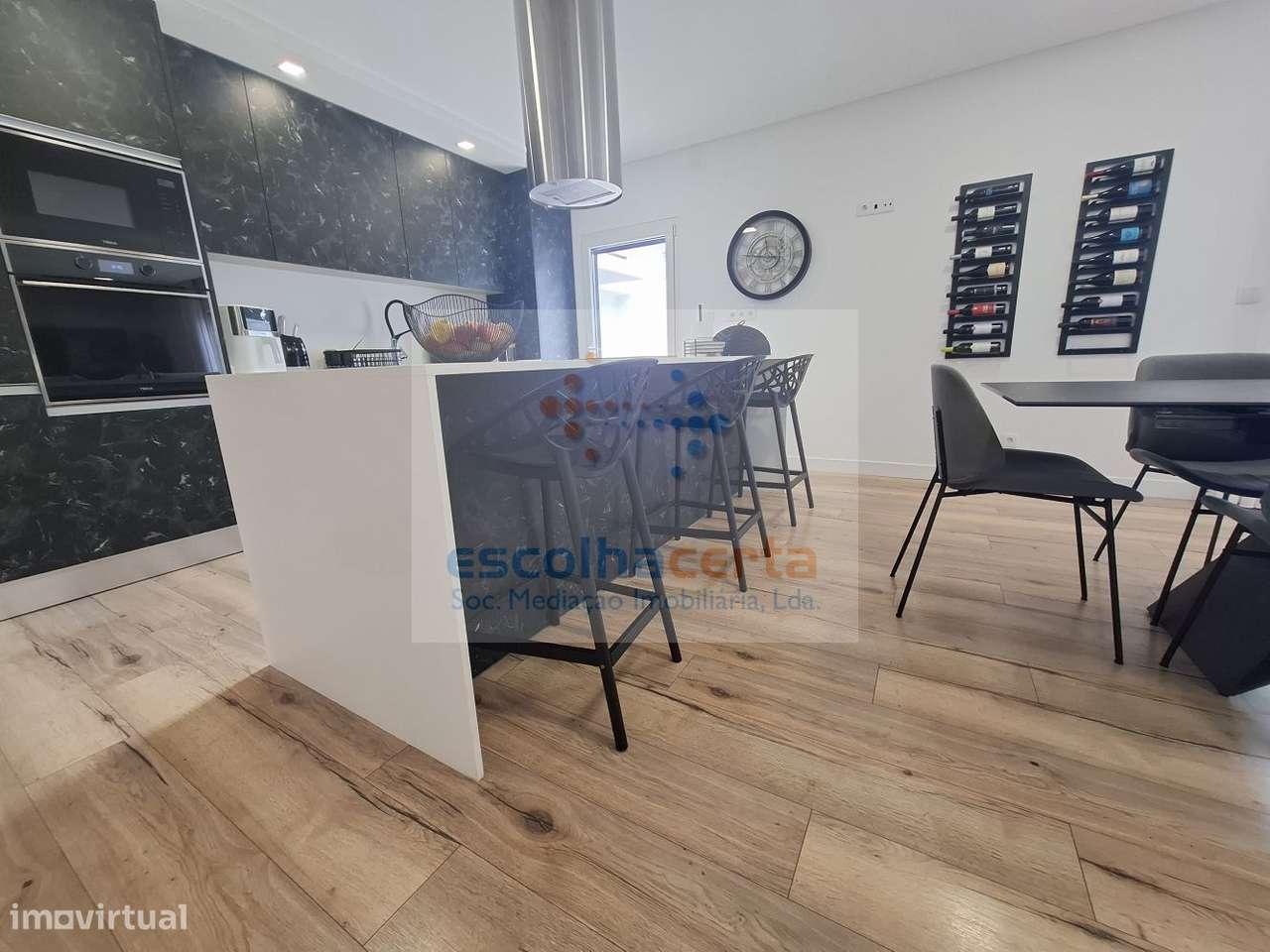 Oportunidade Excelente Moradia Térrea T4 Com Piscina de agua salgada-9