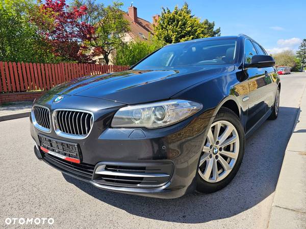 BMW Seria 5 518d Touring - 2