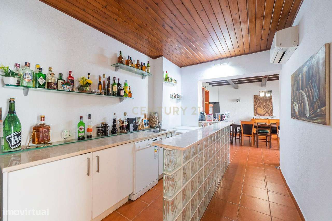 Moradia T4 com piscina-39