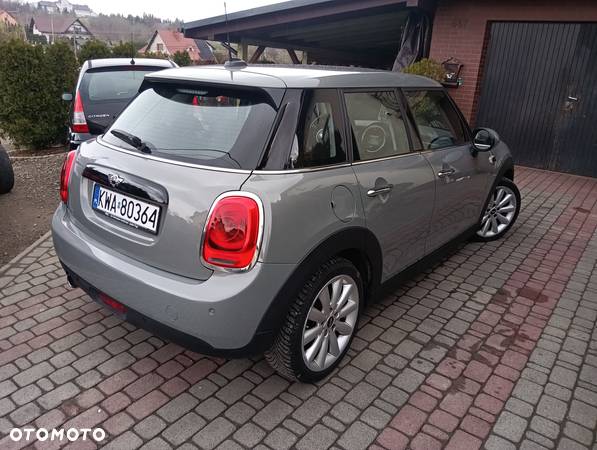 MINI Cooper Seven - 7