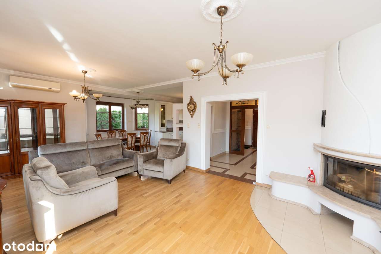 Dom, 230.0 m², Żerniki Wrocławskie-0