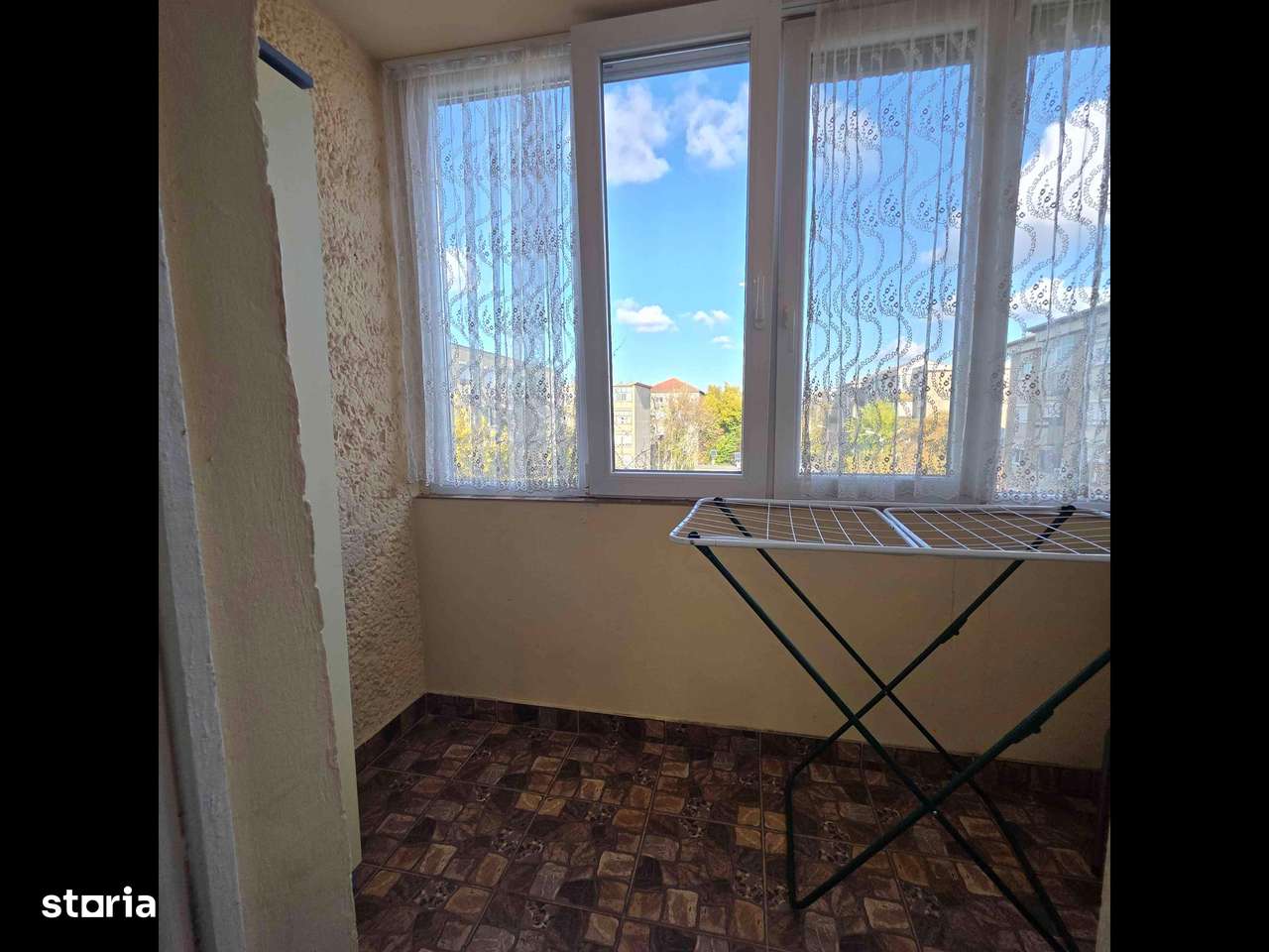 Apartament Decomandat Doua Camere Războieni Velenta-9