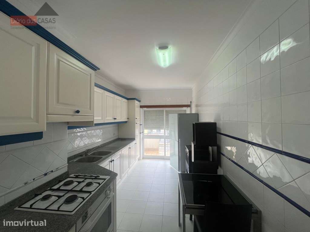 Apartamento T2 - Coimbra, Vale das Flores - Grande imagem: 2/17
