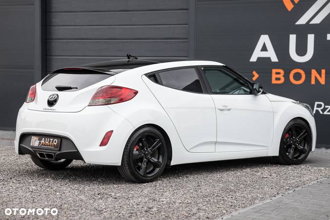 Hyundai Veloster - 8