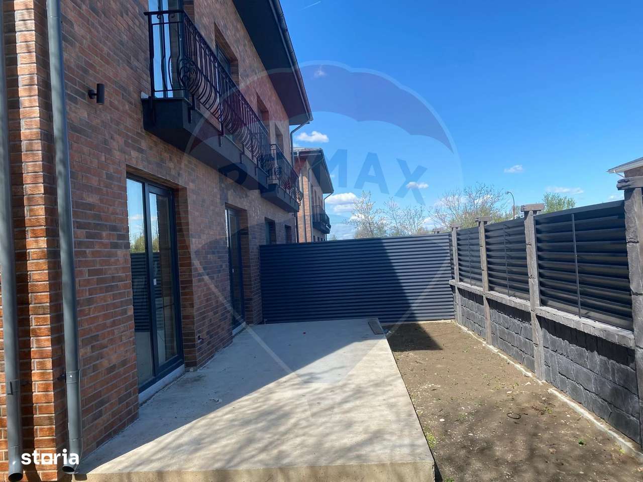 DE VANZARE Vila tip Quadruplex OTOPENI-14