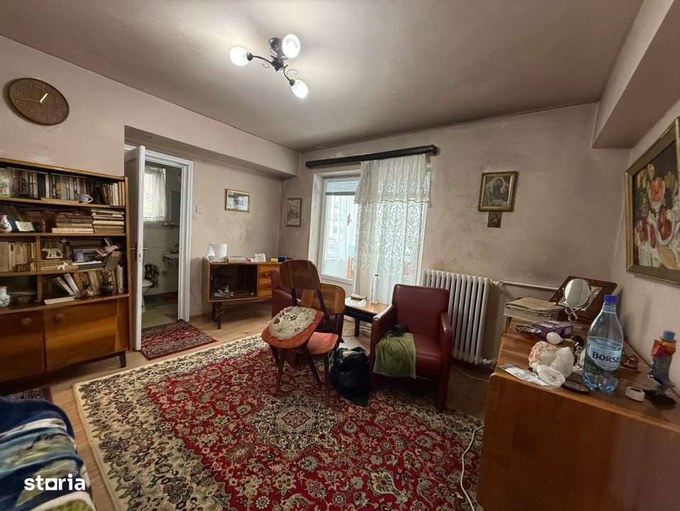 Apartament vanzare  2 camere pentru renovare - Nicolae Balcescu - Imagine principală: 1/6
