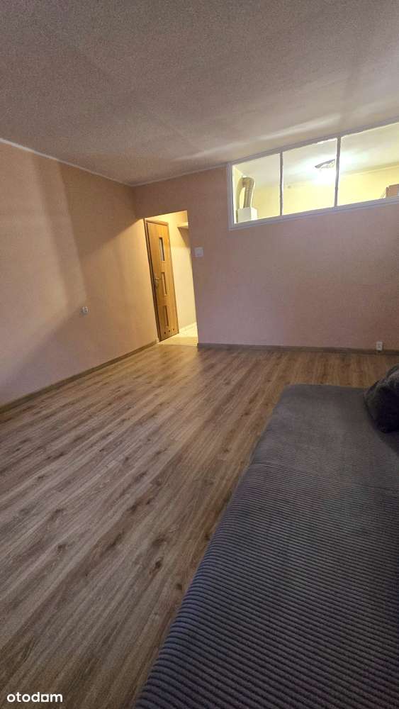 2 pokoje, 2 piętro w czteropiętrowcu-4