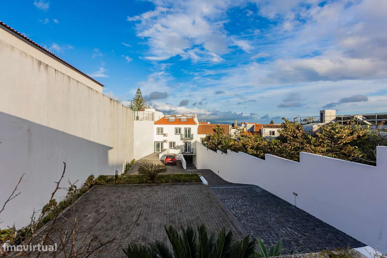 Prédio T5 - Centro de Ponta Delgada-55