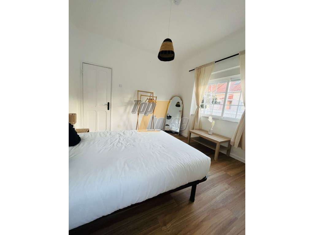 Moradia isolada T10 Costa de Caparica-43