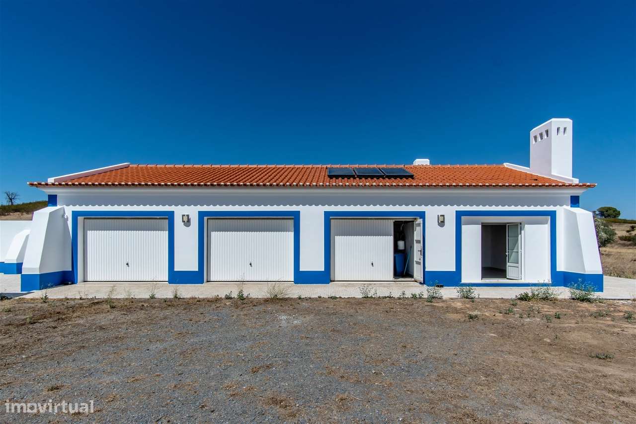 Monte alentejano com 28 hectares-36