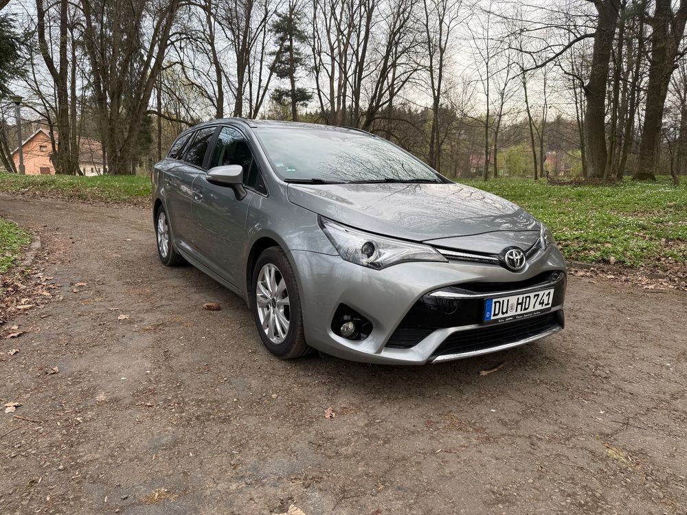 Toyota Avensis III Touring Sports 1.8 Edition S+ 2017