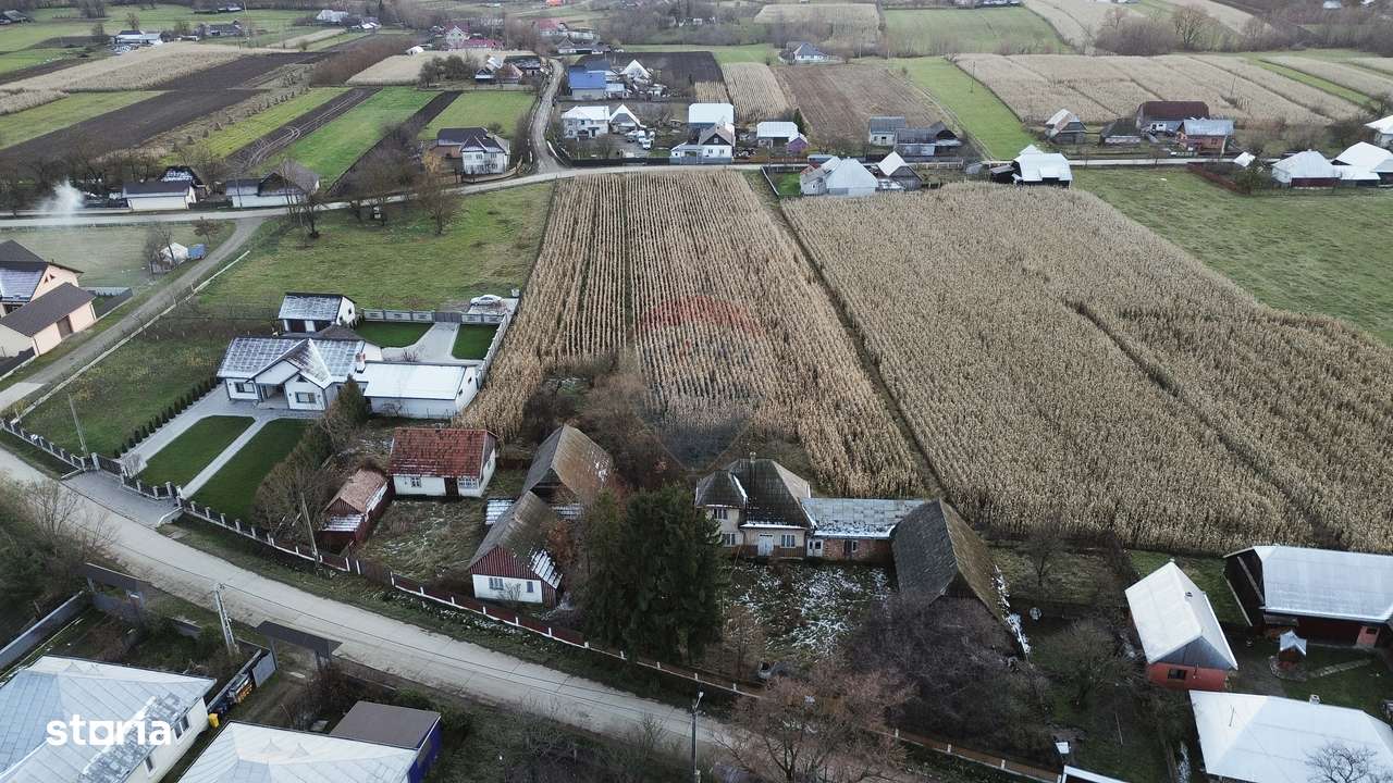 Casă de vanzare in Com Fratautii Noi-7