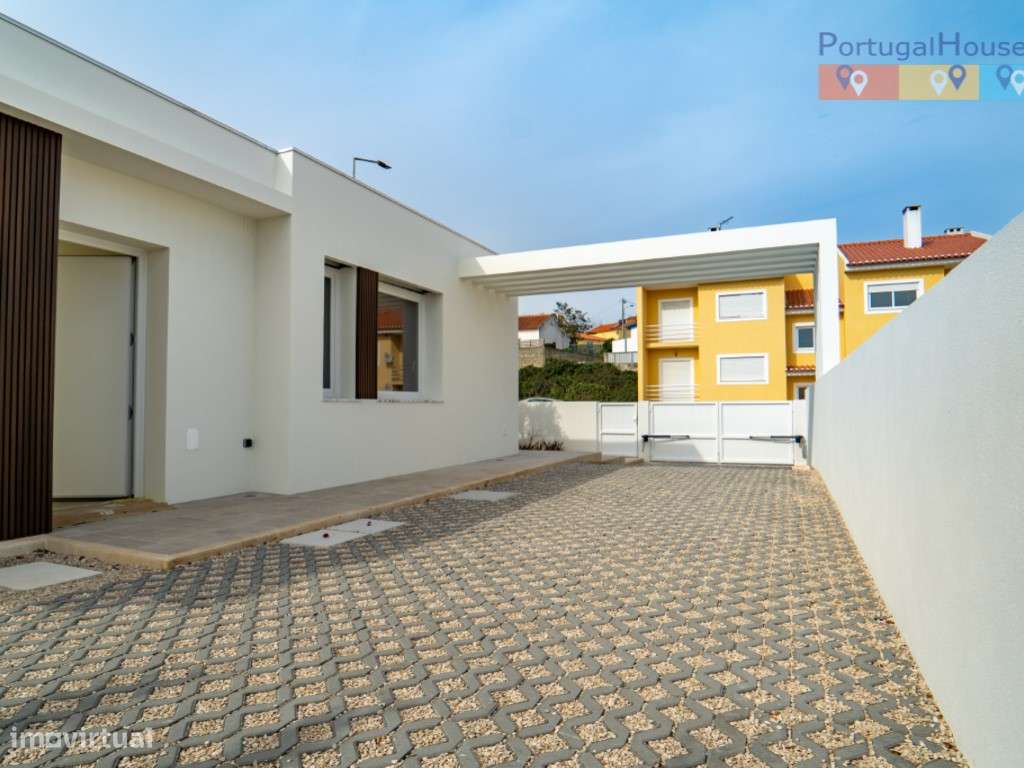 Moradia térrea T3 independente com piscina-21