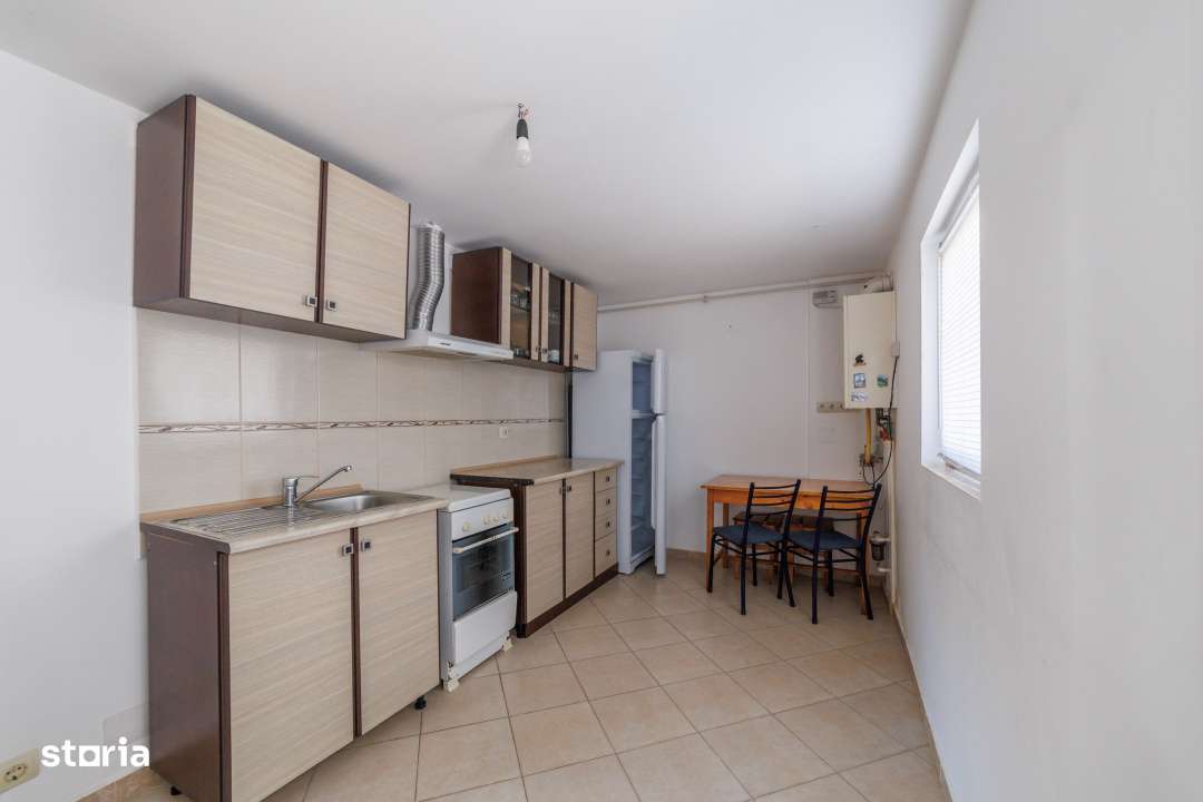 Casa spatioasa P+M in Valea Mare – Podgoria lecateva minute de Pites-3