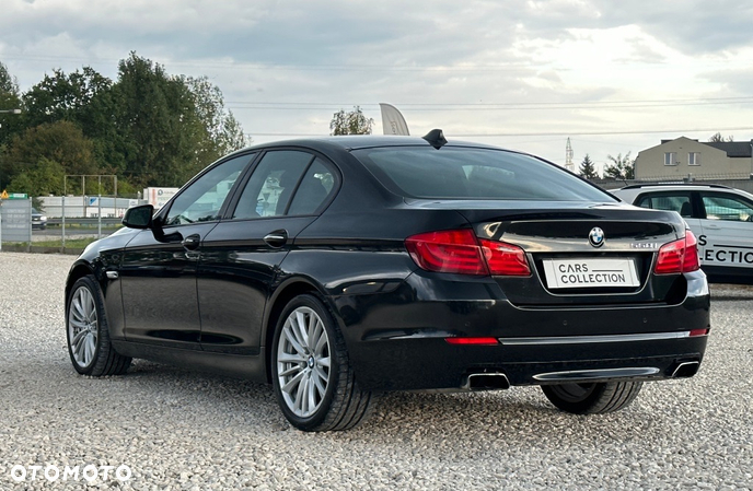 BMW Seria 5 550i - 6