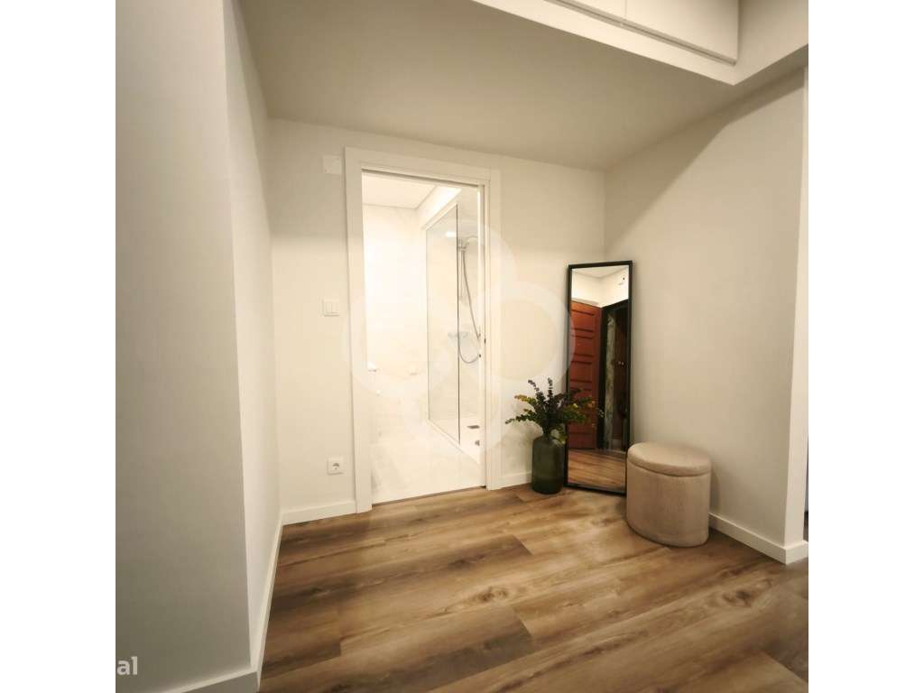 Apartamento T3 equipado e com home staging perto de Monsanto Benfic...-11