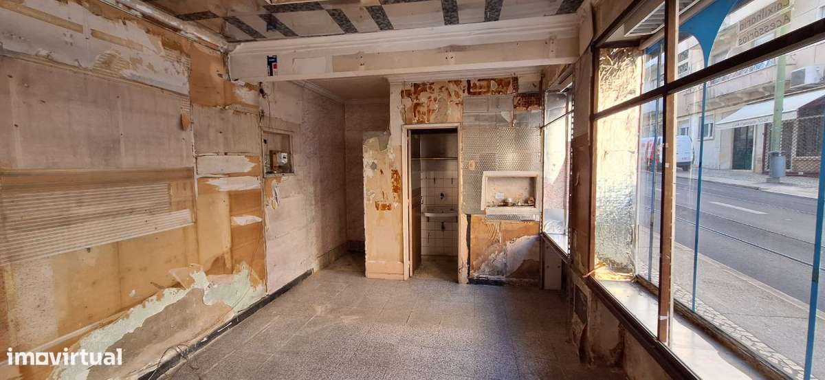 Loja para venda na Ajuda – Boa oportunidade de investimento!-6