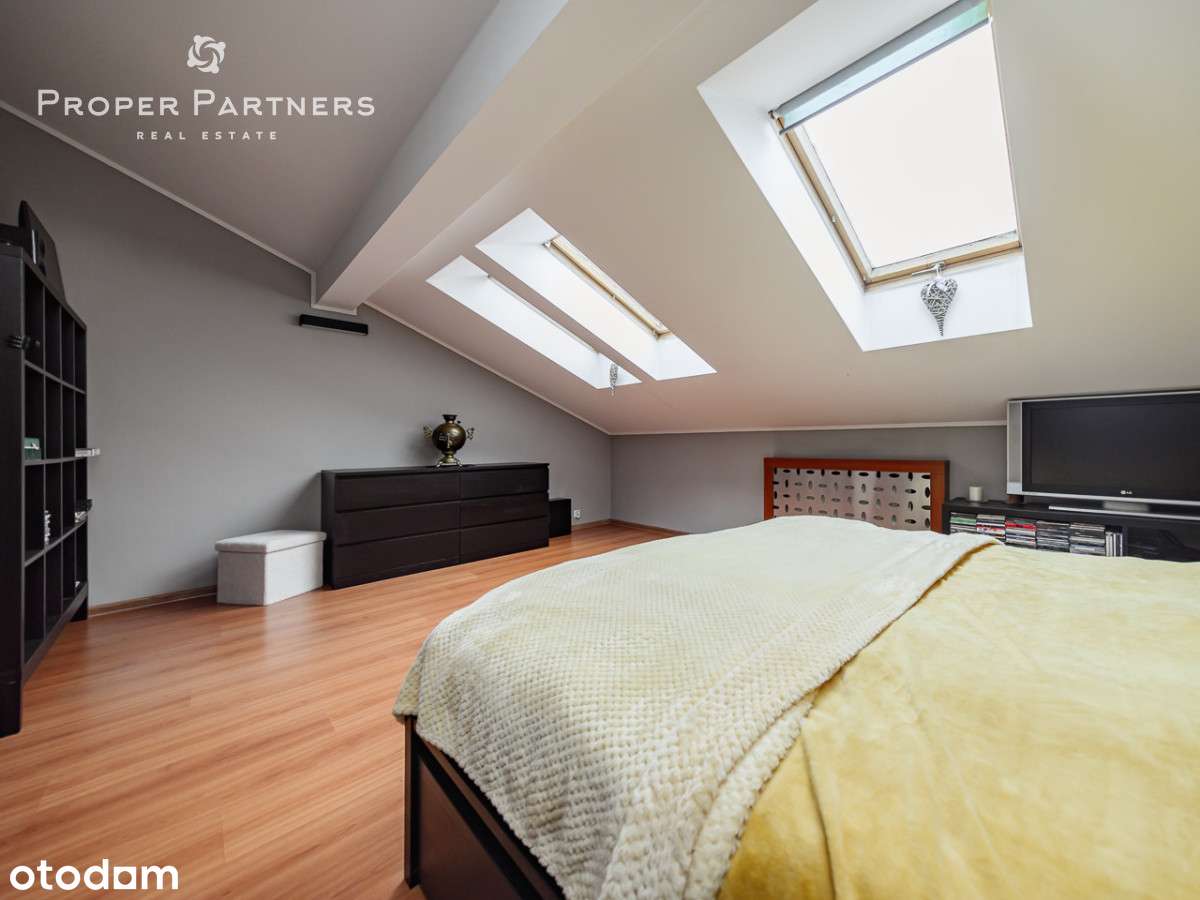 Dwupoziomowe przestronne w sąsiedztwie lasu-13