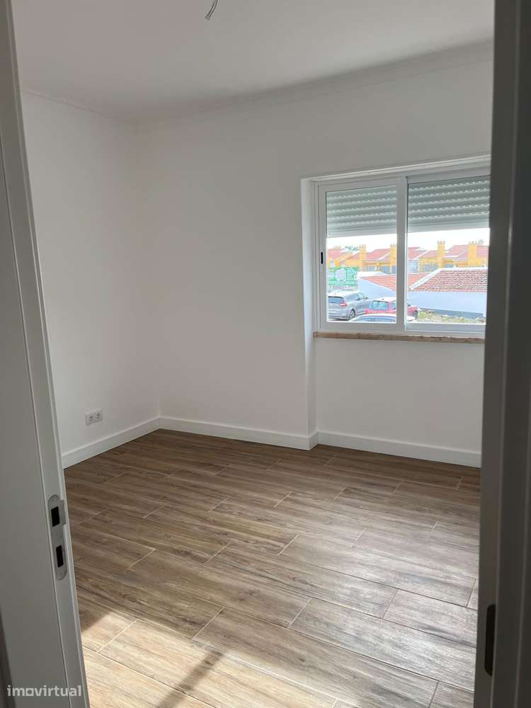 T2 com jardim privado em Cobre Estoril - Grande imagem: 5/11