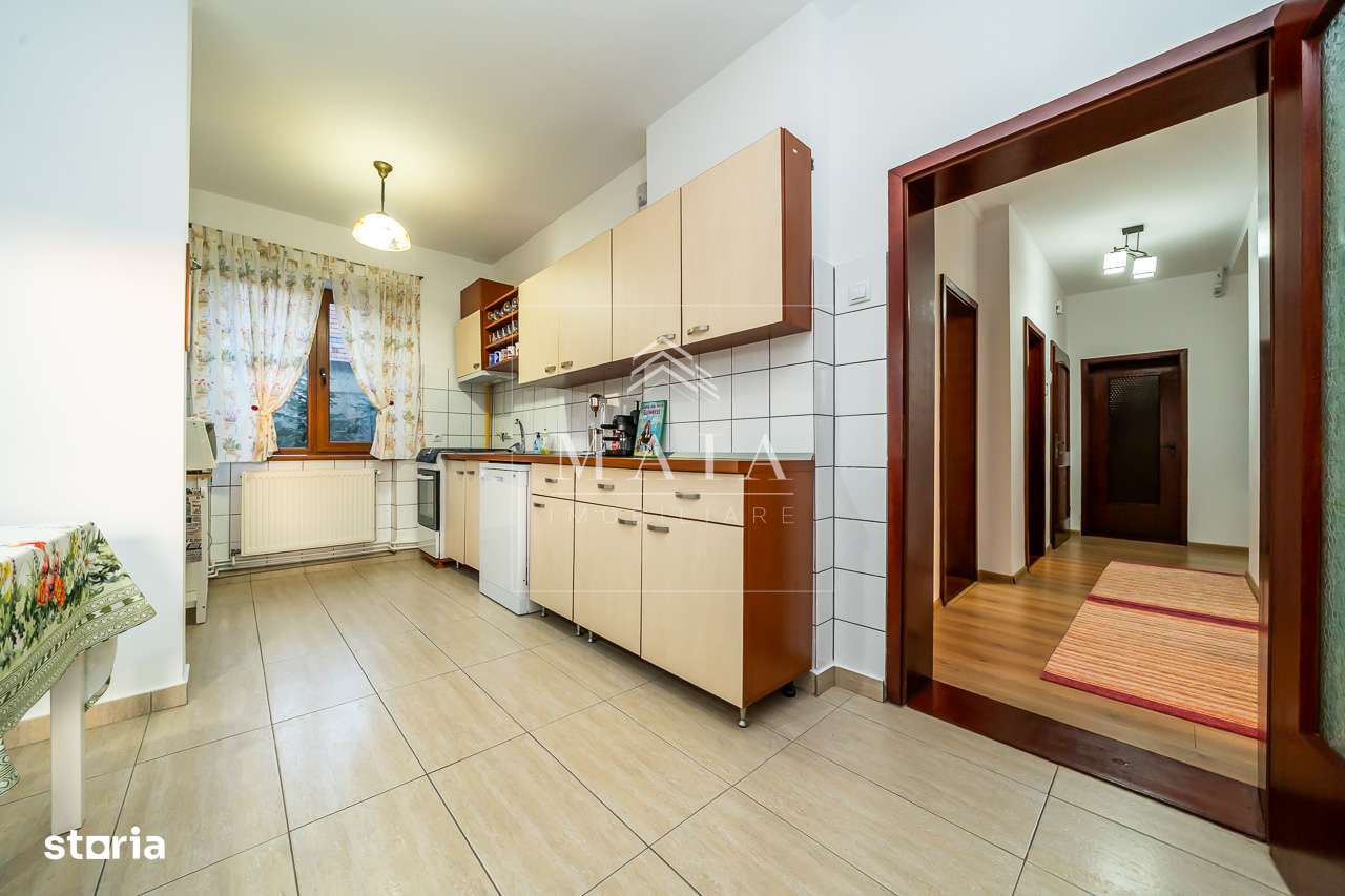 Apartament 3 camere, terasa si parcare, Strand-Parcul Sub Arini - Imagine principală: 5/13