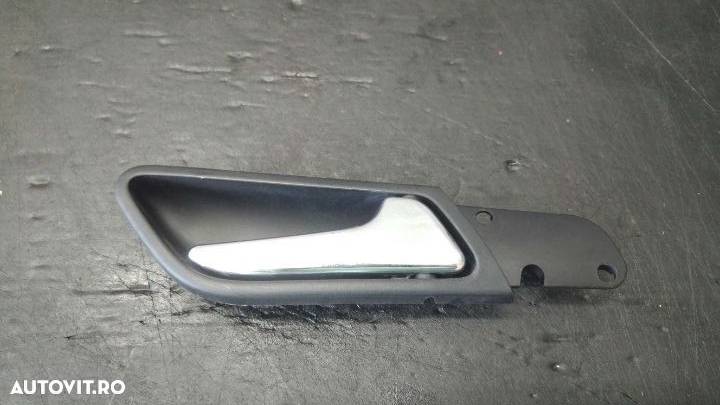 Maner interior usa dreapta spate mercedes a class w169 a1697601061 - 3