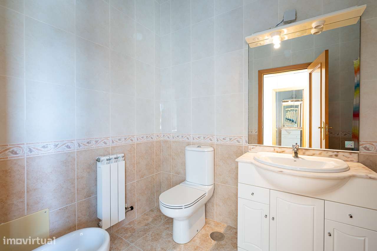 Apartamento T4 DUPLEX Venda em Alhos Vedros,Moita-41