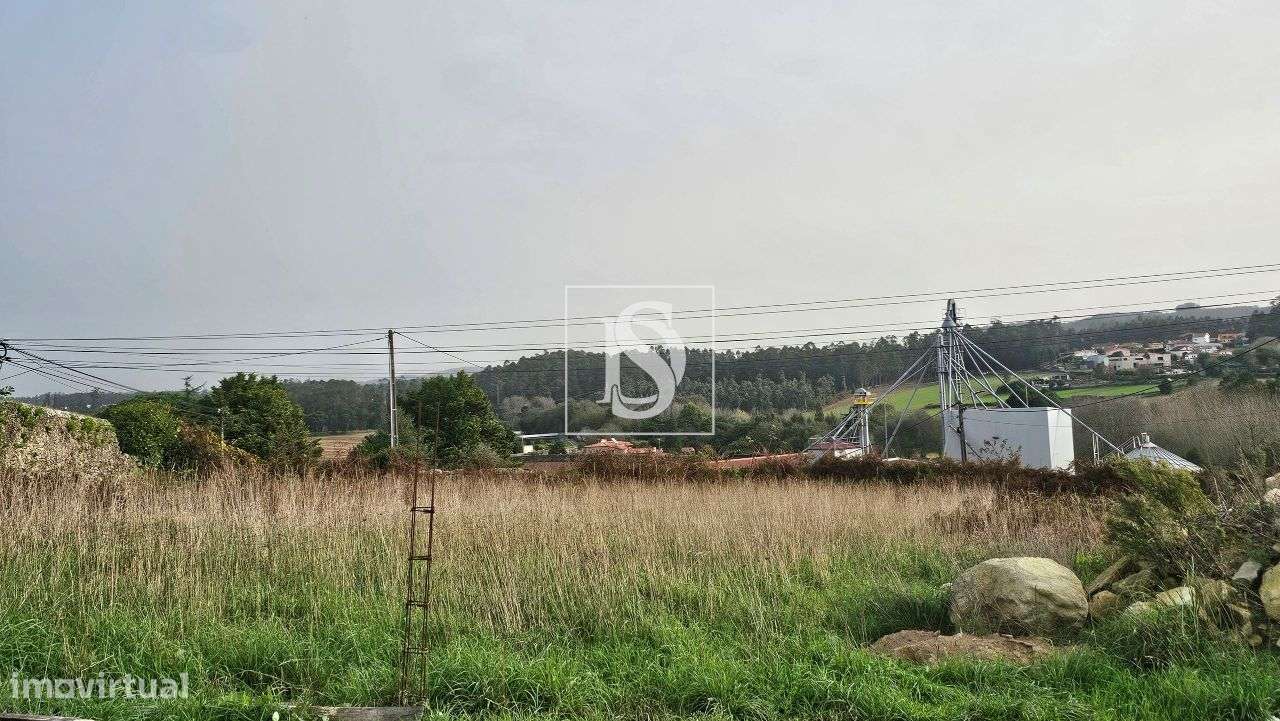 Terreno com 1161 m² para construção em Touguinhó - Grande imagem: 3/11