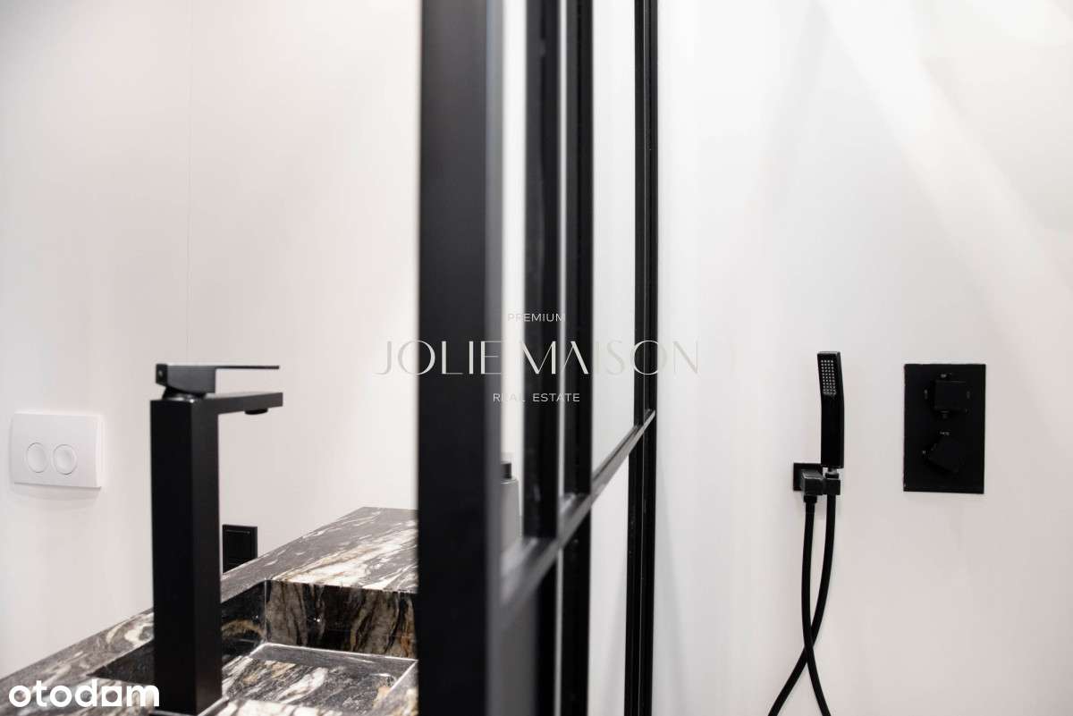 Unikatowy apartament w przedwojennej kamienicy-11