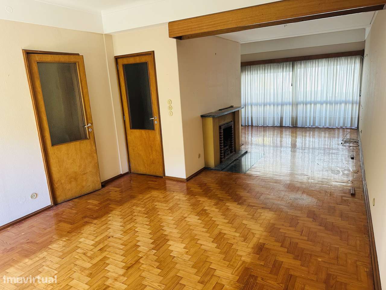 Moradia T6 de charme com muito potencial ao Parque da Prelada (Porto)-10