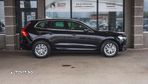 Volvo XC 60 B4 D AWD Geartronic Momentum Pro - 4