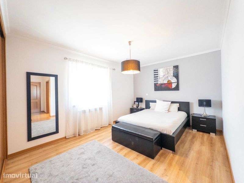 T3 Com Garagem para 2 carros e Arrecadação - Grande imagem: 4/11