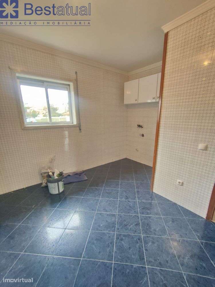 Apartamento T3 C/Varanda - A 2 minutos do Centro de Famalicão - Grande imagem: 4/23