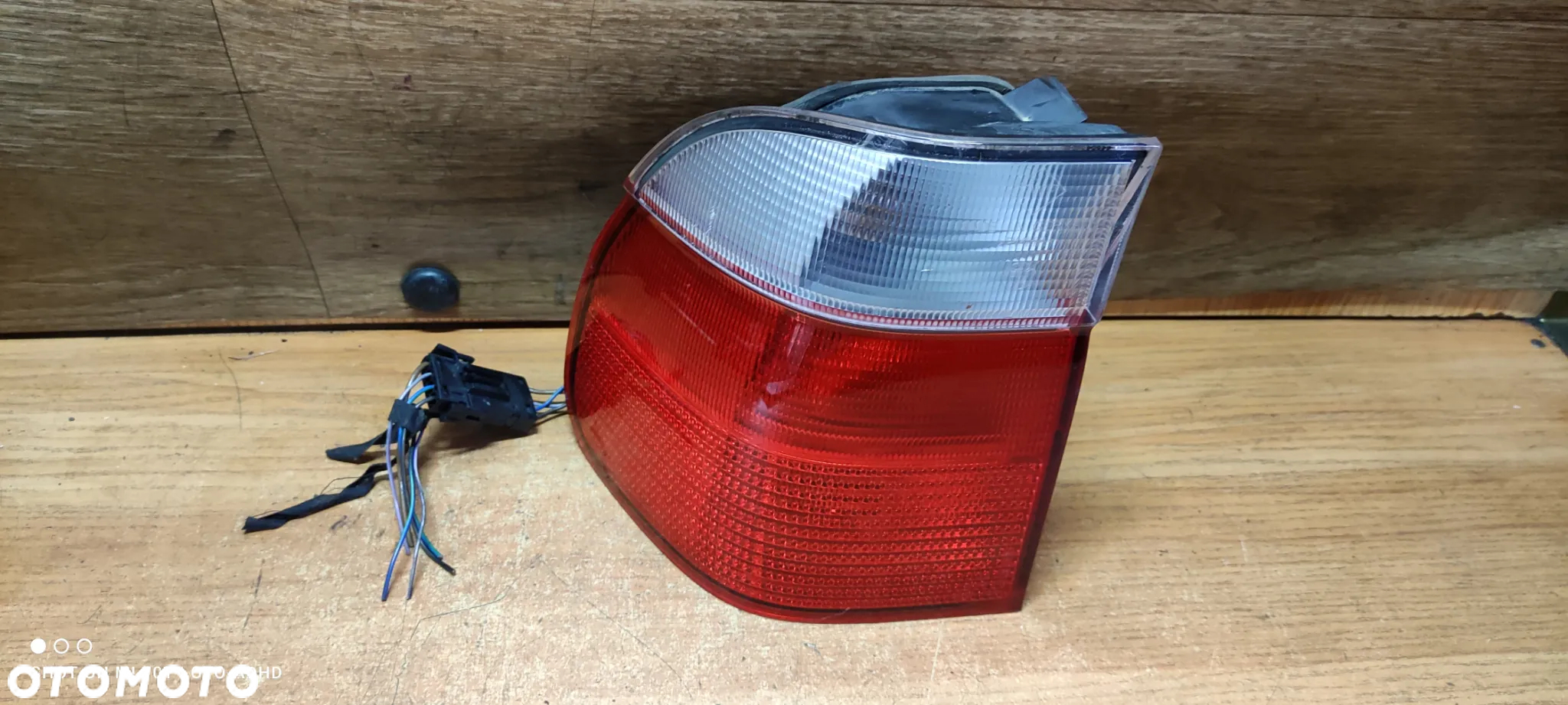 Lampa tylna lewa tył lewy BMW e39 kombi touring  2496321 - 2