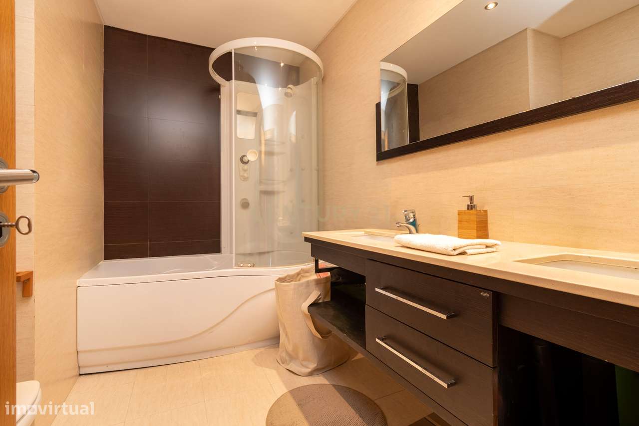 Apartamento T3 na Quinta da Parreirinha-17