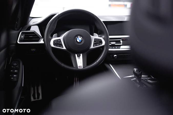 BMW Seria 3 - 33