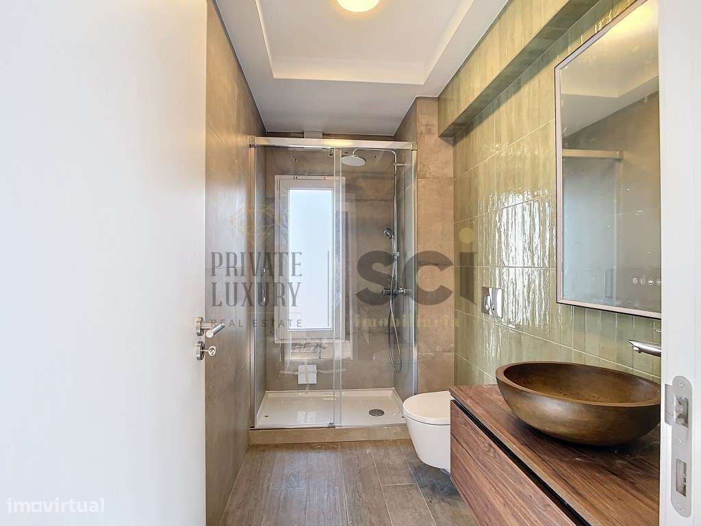 Moradia T4 na Charneca da Caparica | Piscina e Garagem-13