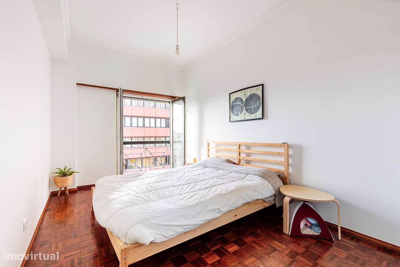 T1 com excelente planta e localização privilegiada — Oeiras - Grande imagem: 4/18