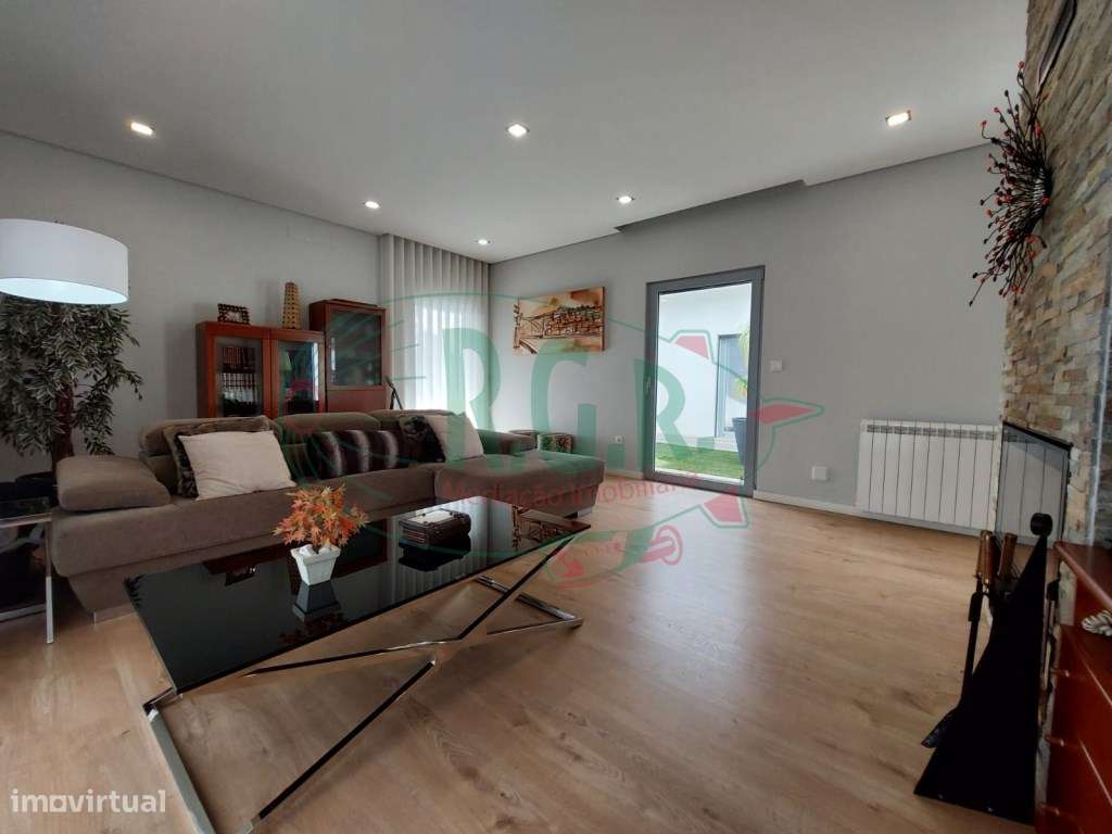 Moradia T3+1 Térrea | São Cosme | 10 min Porto-10