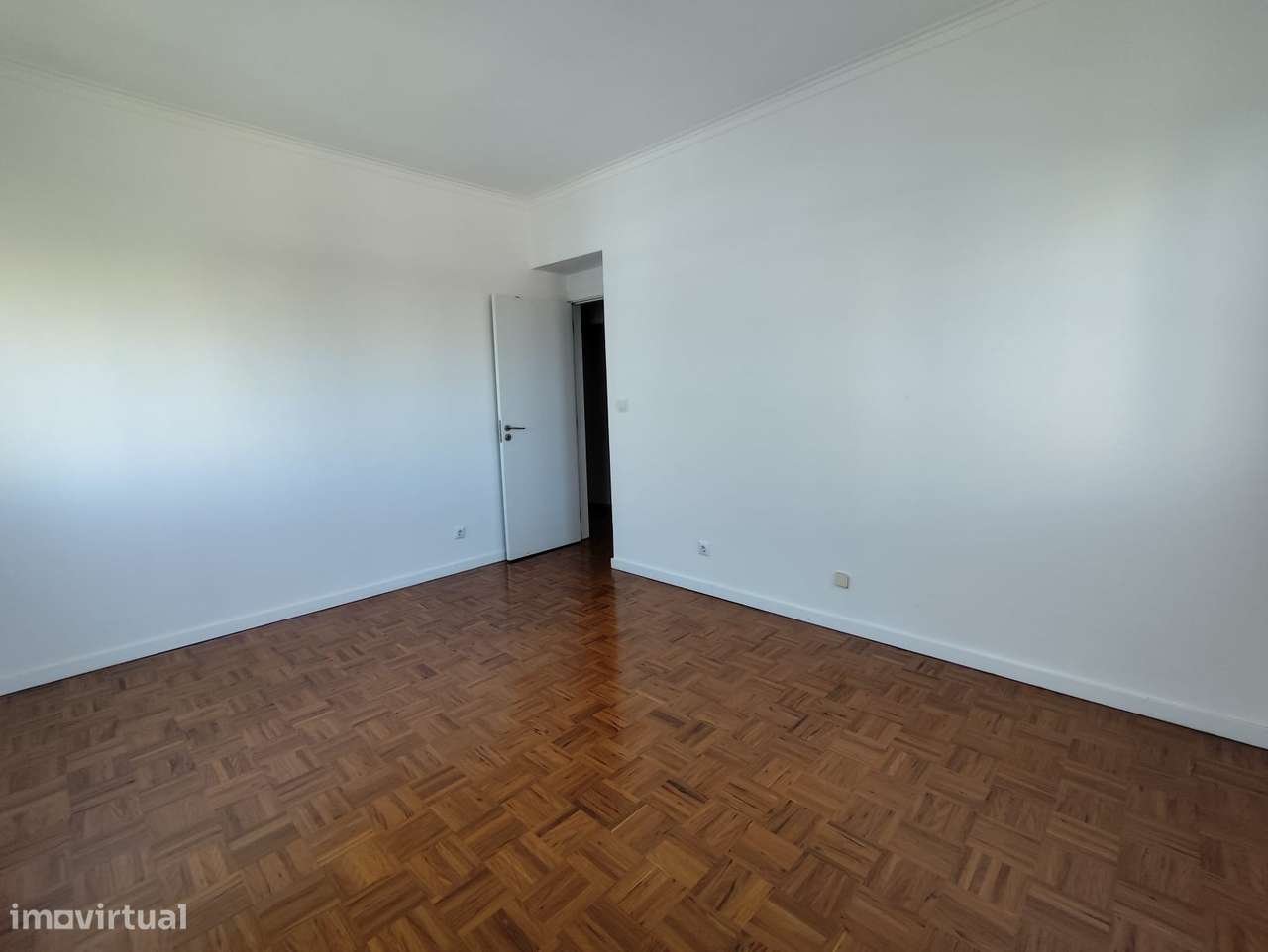 Apartamento T3 na Portela Totalmente Renovado-9