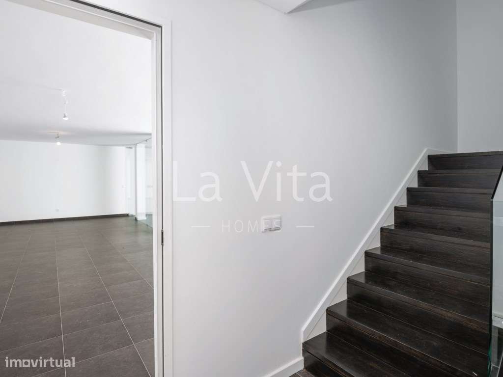 Moradia Nova T5 (5 suites) em Birre, Cascais.-24