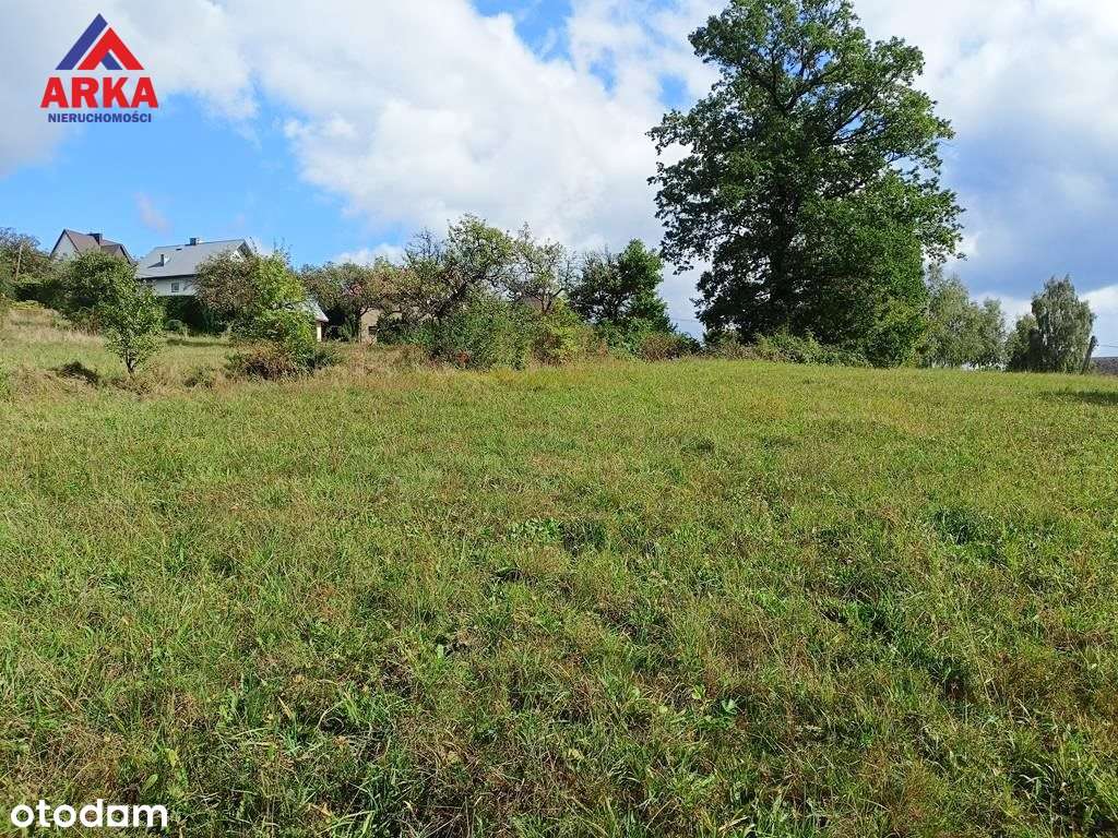 Kształtna działka budowlana z widokiem-3