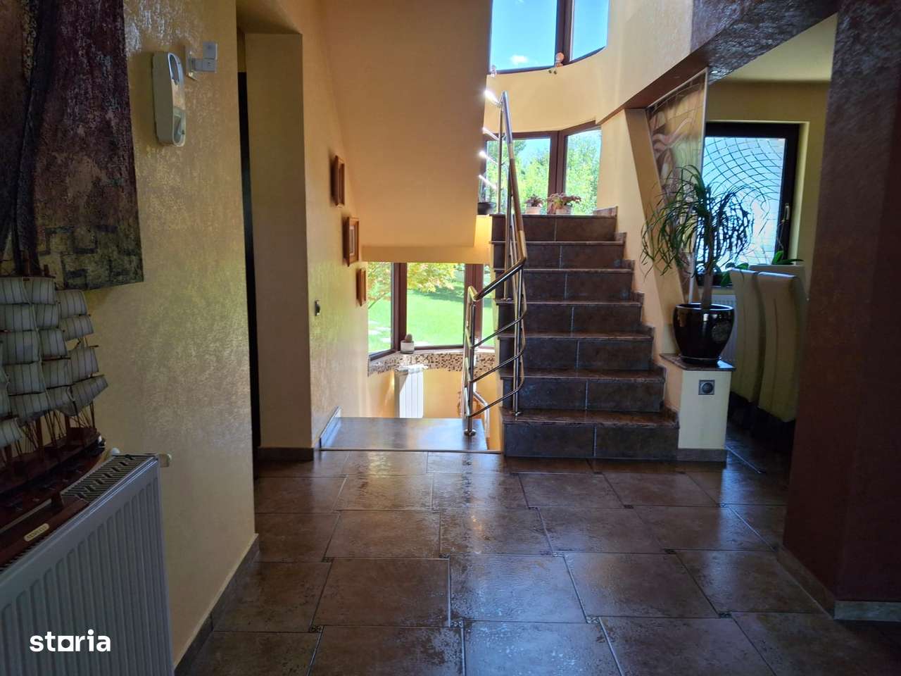Vila eleganta -  proiect deosebit crama garaj sala de fitnes foisor si-13