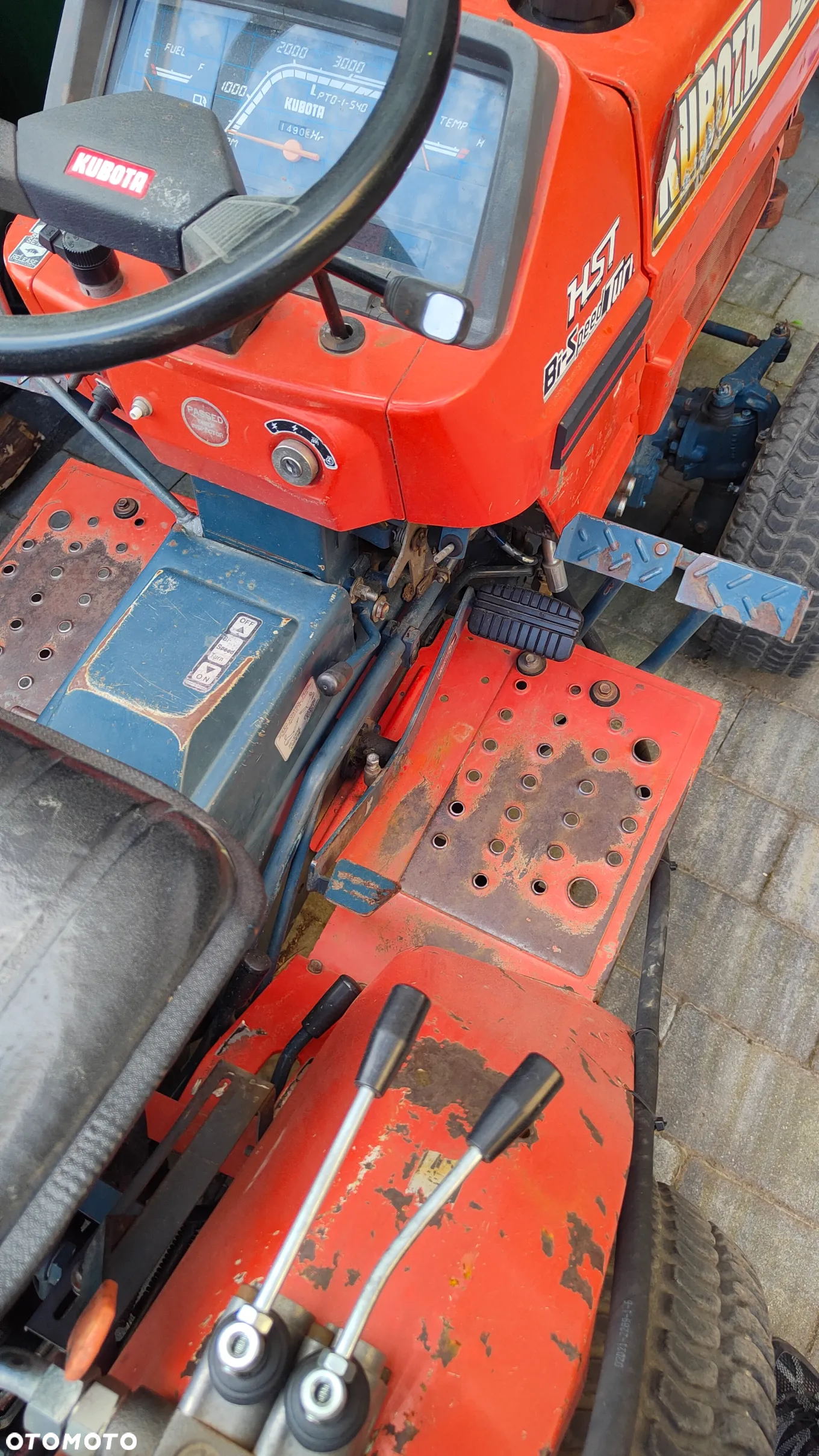 Kubota B1750 HST 4x4 - 2