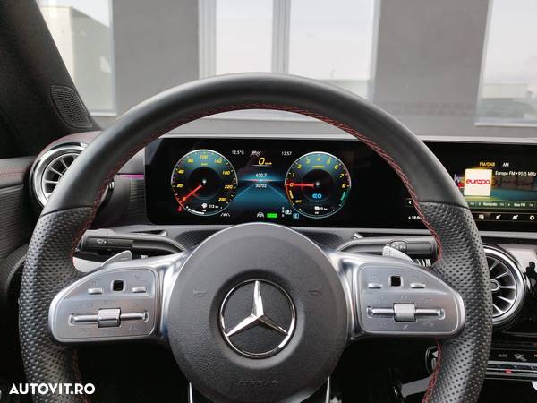 Mercedes-Benz CLA - 10