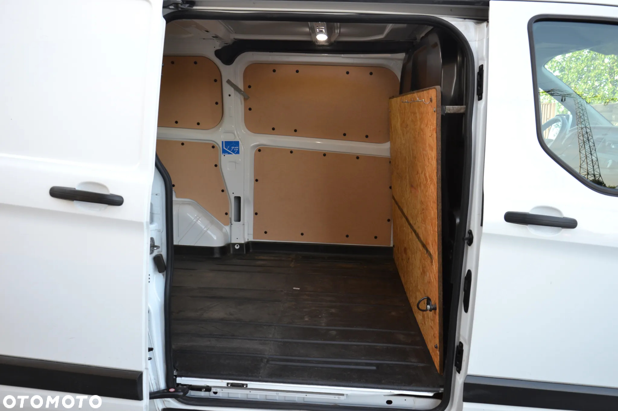 Ford Transit Custom - 28