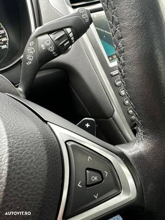 Ford Mondeo 2.0 TDCi Powershift - 8